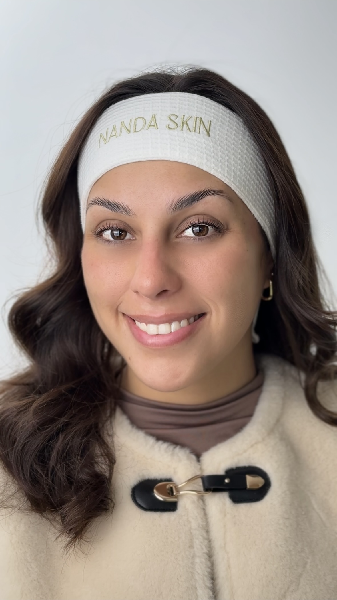 DISEÑO Y PERFILADO DE CEJAS DELUXE  Estilo preciso  Agenda aquí